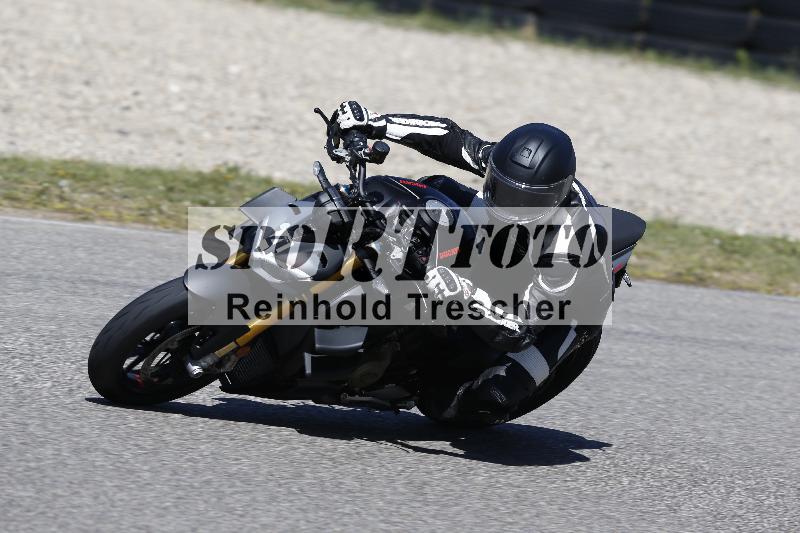 /07 09.04.2026 Cornu Master School ADR/Gruppe blau/4